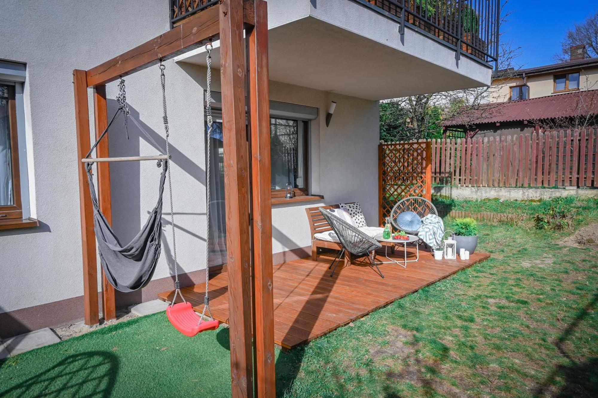 Malinowelove Aircon, 3 Rooms, Parking, Ogrod Krasków Εξωτερικό φωτογραφία