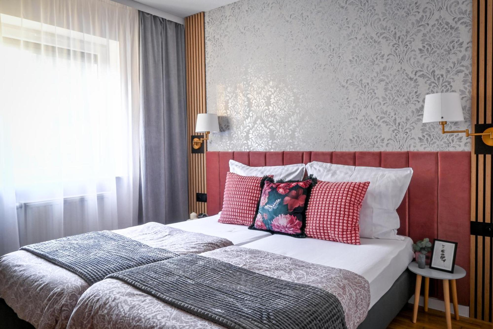Malinowelove Aircon, 3 Rooms, Parking, Ogrod Krasków Εξωτερικό φωτογραφία