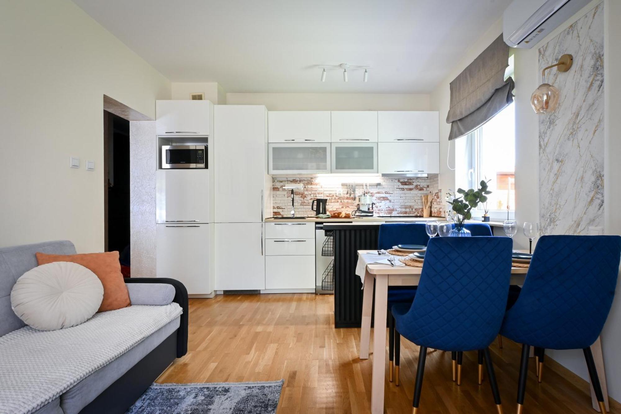 Malinowelove Aircon, 3 Rooms, Parking, Ogrod Krasków Εξωτερικό φωτογραφία