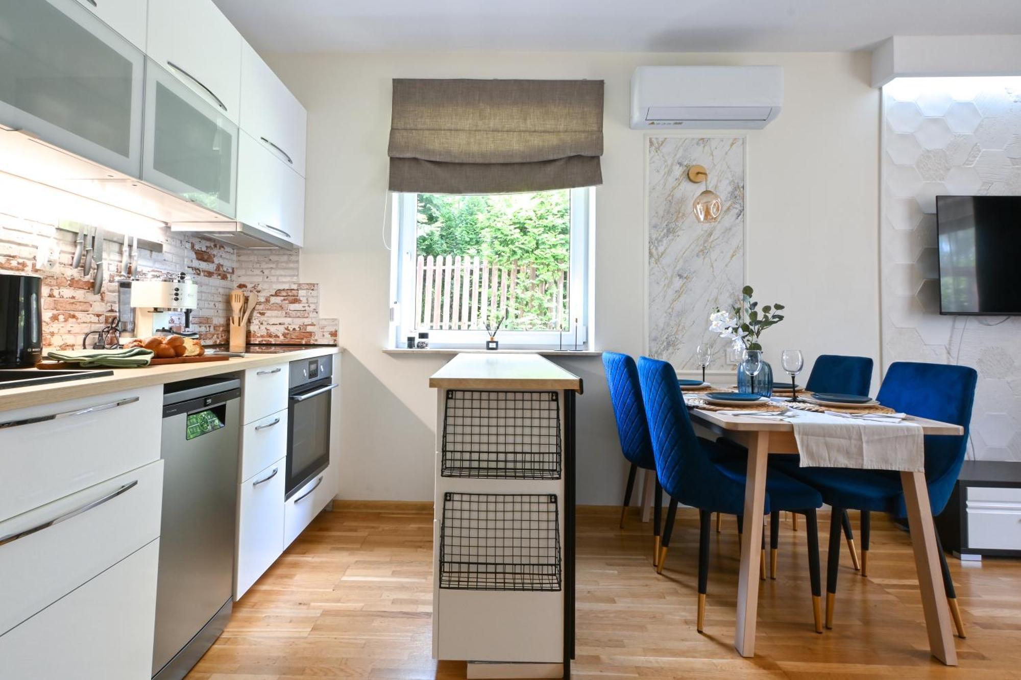 Malinowelove Aircon, 3 Rooms, Parking, Ogrod Krasków Εξωτερικό φωτογραφία